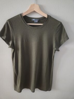 Vince T-Shirt Size L Solid Olive Green Pima Cotton Modal Women's Capsule Peru
